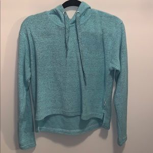 Sweater/long sleeve shirt